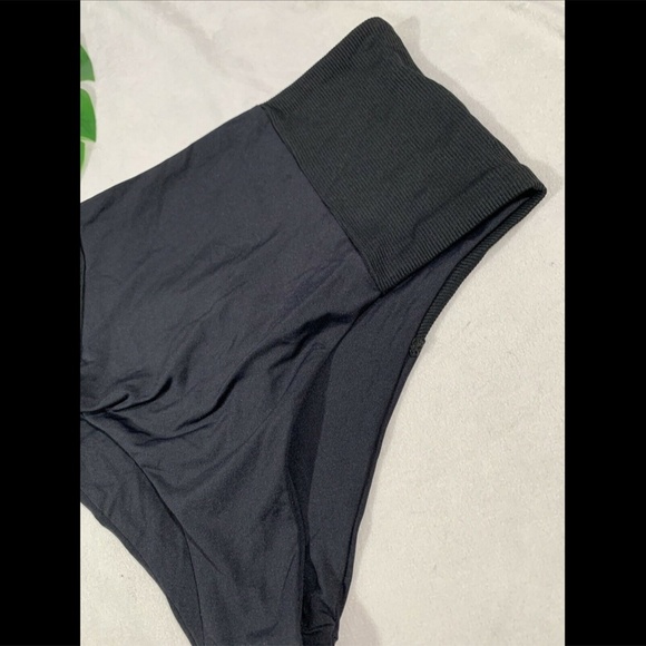 NWT $99 L Space Jackie High Waist Bitsy Cut Bikini Bottoms‎ Black [ Medium ] - Picture 8 of 12